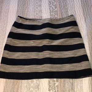 Loft skirt with lining